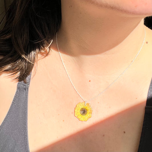 SOLLYKKE smykke - ekte tørket blomster