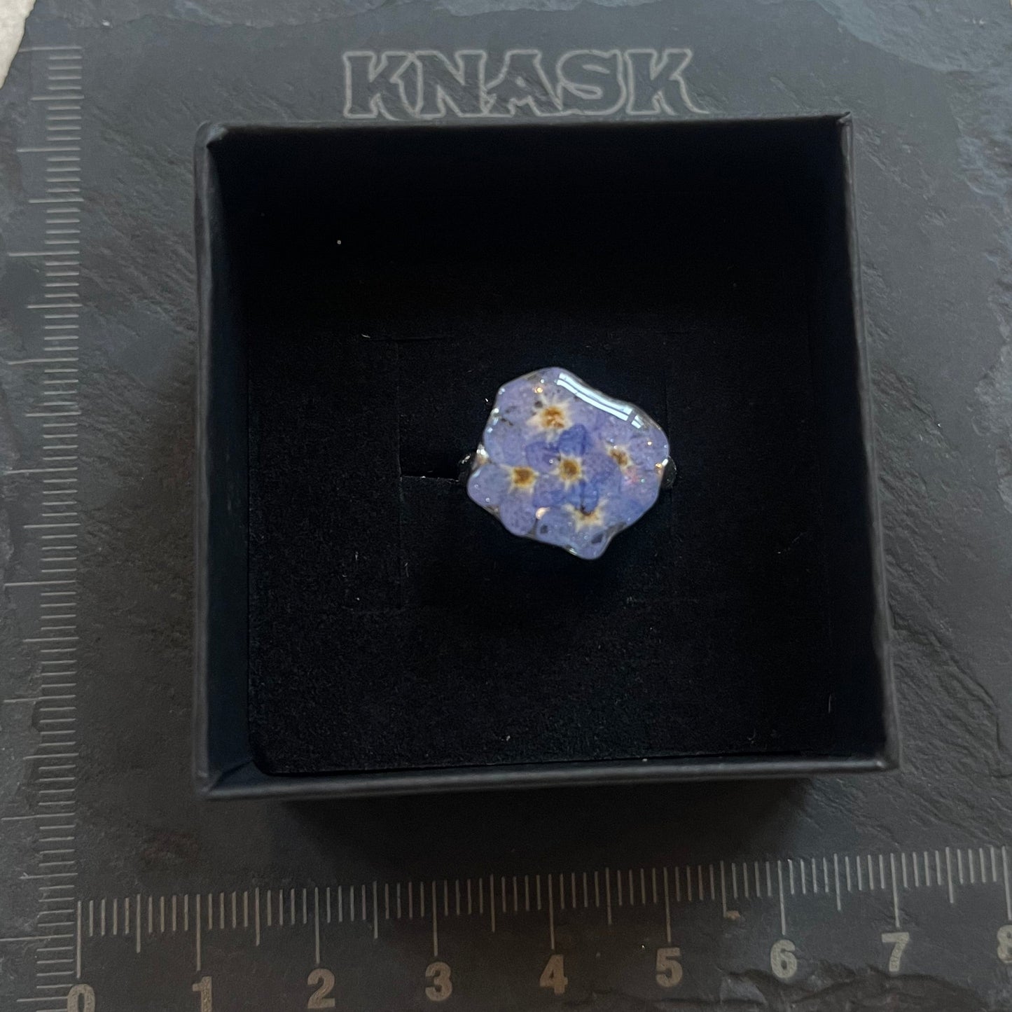 FORGLEMMEGEI ring - ekte tørket blomst