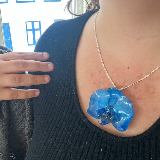 BLÅ ORKIDÉ blomstersmykke, ekte 3D-tørkrt blomst, 925 sølvkjede - KNASK