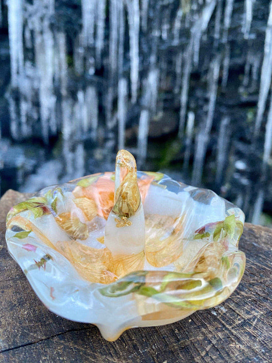 Blomsterbad ringholder, ekte tørkede blomster i epoxy resin kunstharpiks - KNASK