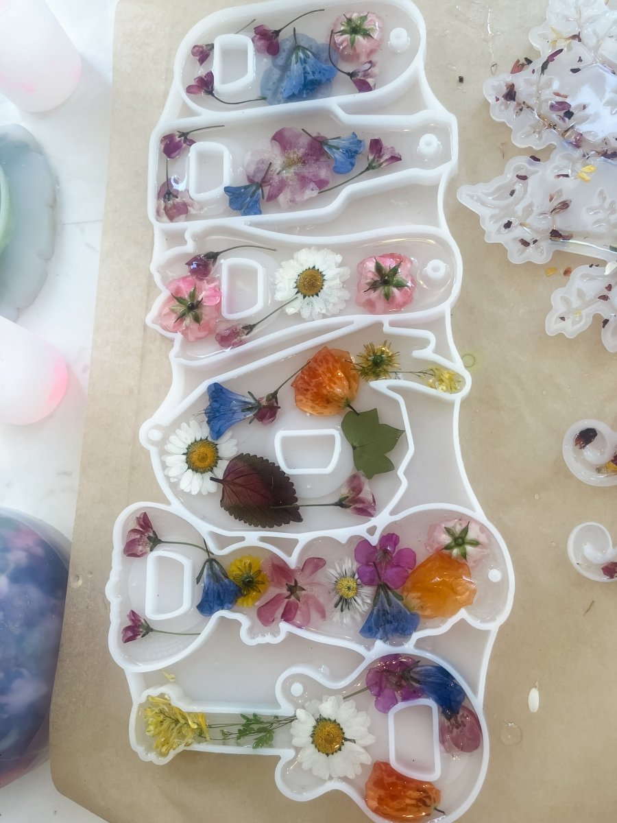 BLOMSTERKUNST flaskeåpner - ekte tørkede blomster - Interiør KNASK