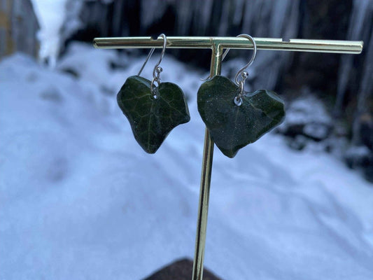 Eføy-hjerte øredobber, 925 sølv (🇵🇸10% til Gaza ❤️🩹) - KNASK