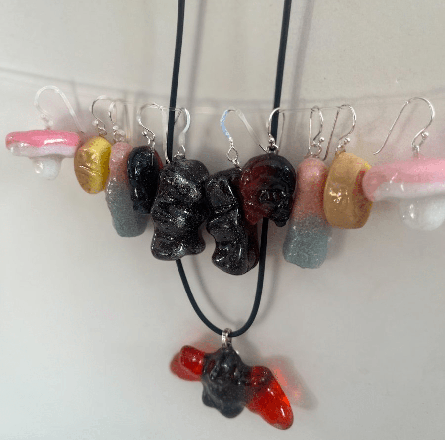 EMO - BAMSER øredobber, ekte snop godteri - Øredobber KNASK