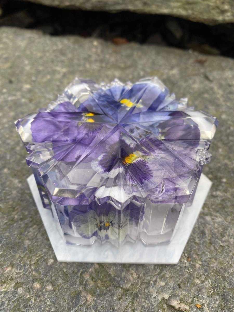 Frost smykkeskrin, blå og lilla fioler, ekte stemorsblomst - KNASK