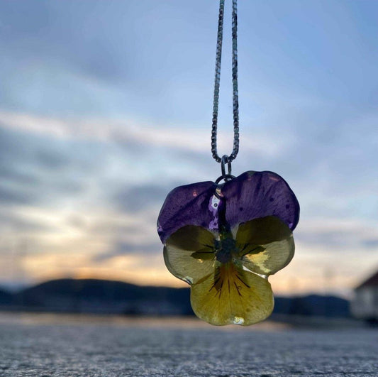 Gul og lilla fiol-smykke, 3D stemorsblomst, 925 sølvkjede - KNASK