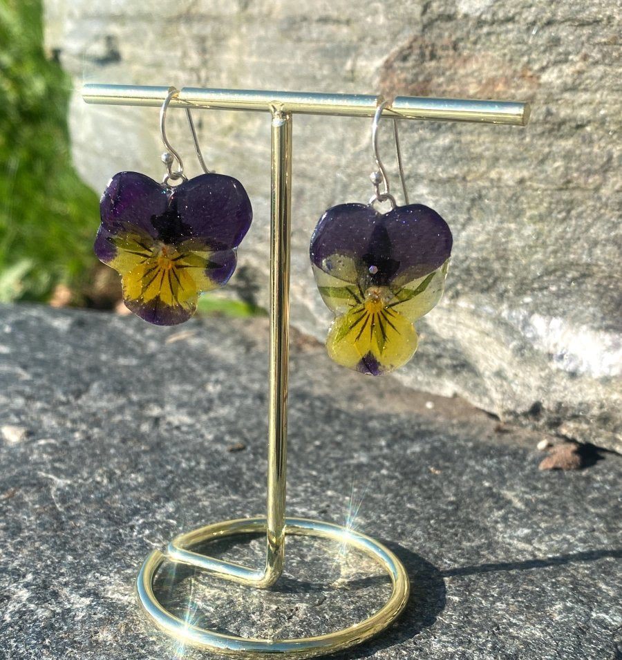 PÅSKE FIOL stemorsblomst øredobber, sølv ørekroker - KNASK