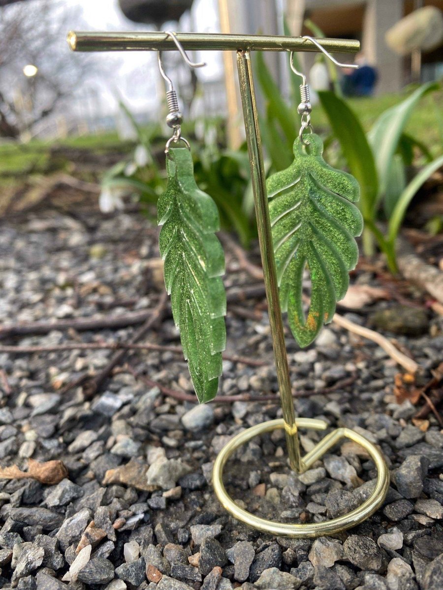 Holografisk blad øredobber (ikke ekte plante), kirurgisk stål - KNASK