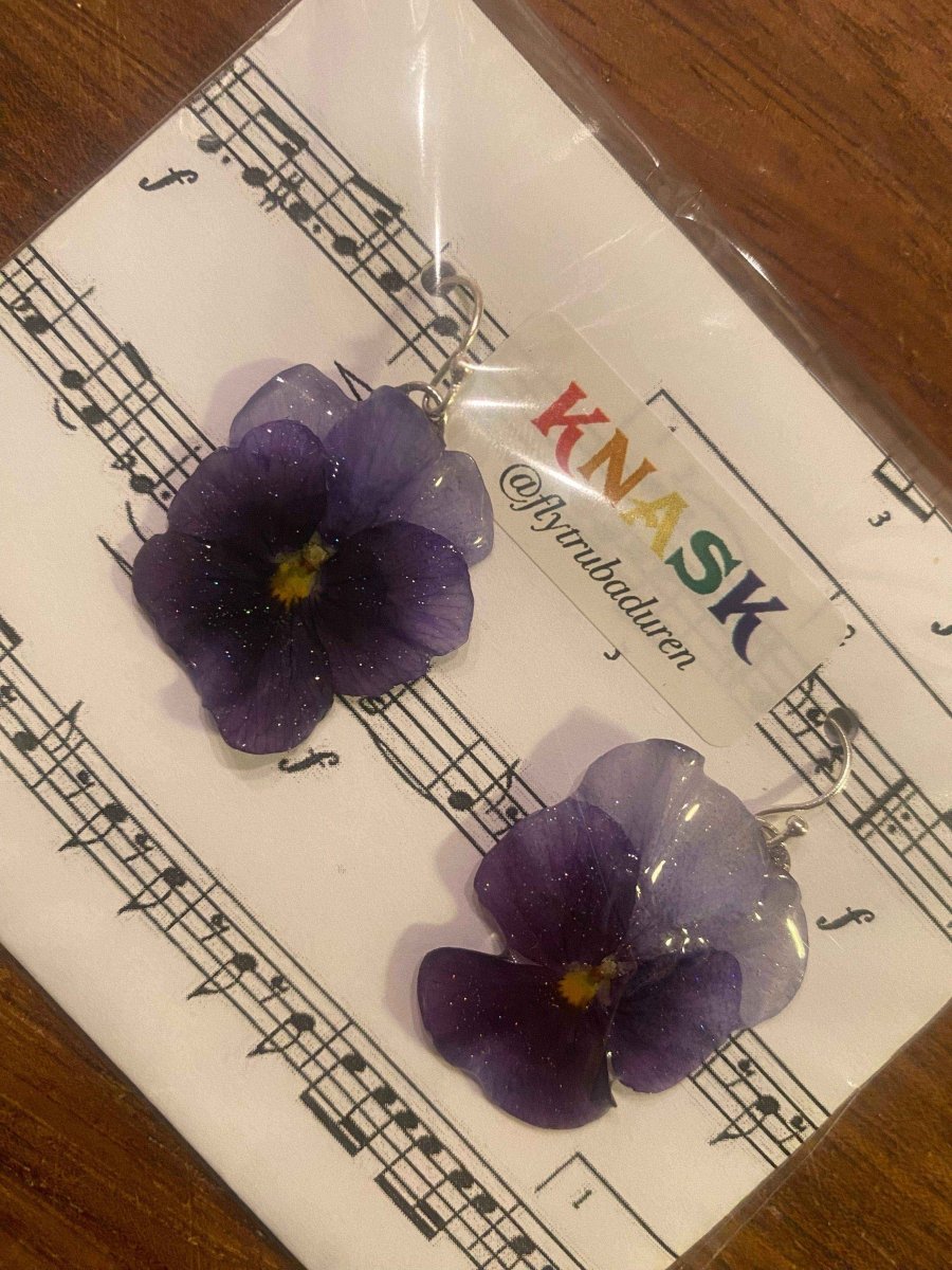 Indigo fioler øredobber, ekte stemorsblomst, 925 sølv ørekroker - KNASK