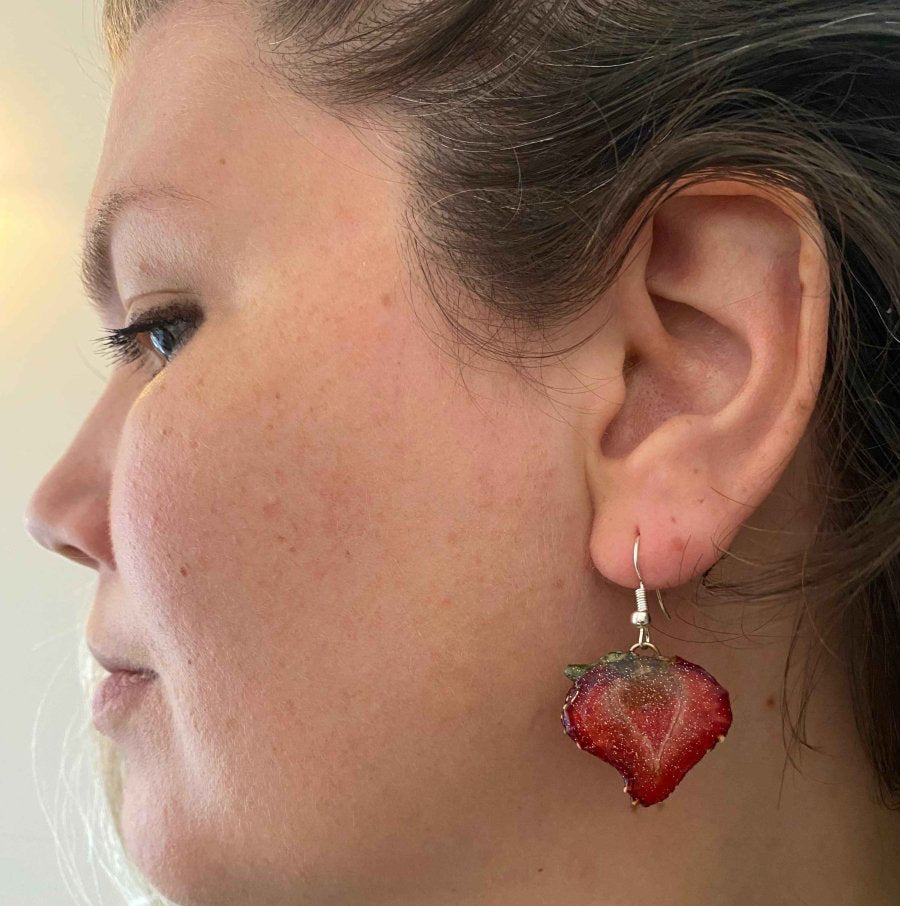 Jordbær-øredobber, 3D sølv - KNASK