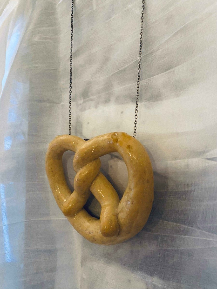 Kringle XL smykke, ekte snacks, 925 sølvkjede - KNASK