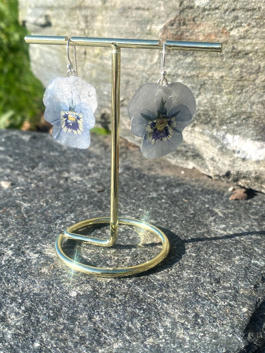 LAVENDELGRÅ fioler øredobber, 925 sølv, ekte tørket stemorsblomst - KNASK