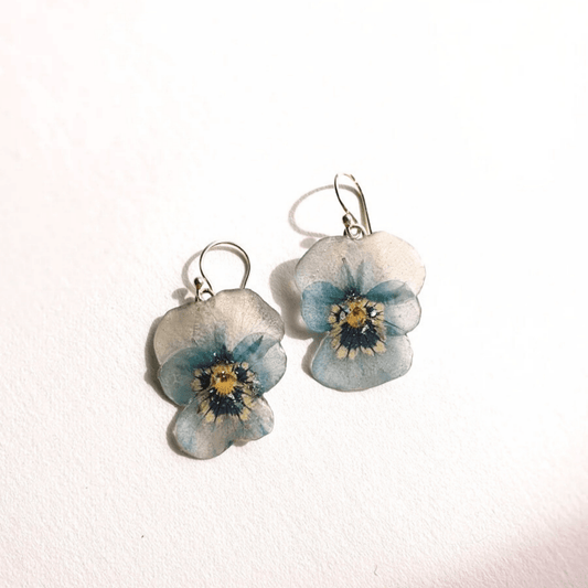 LAVENDELGRÅ fioler øredobber, 925 sølv, ekte tørket stemorsblomst - KNASK