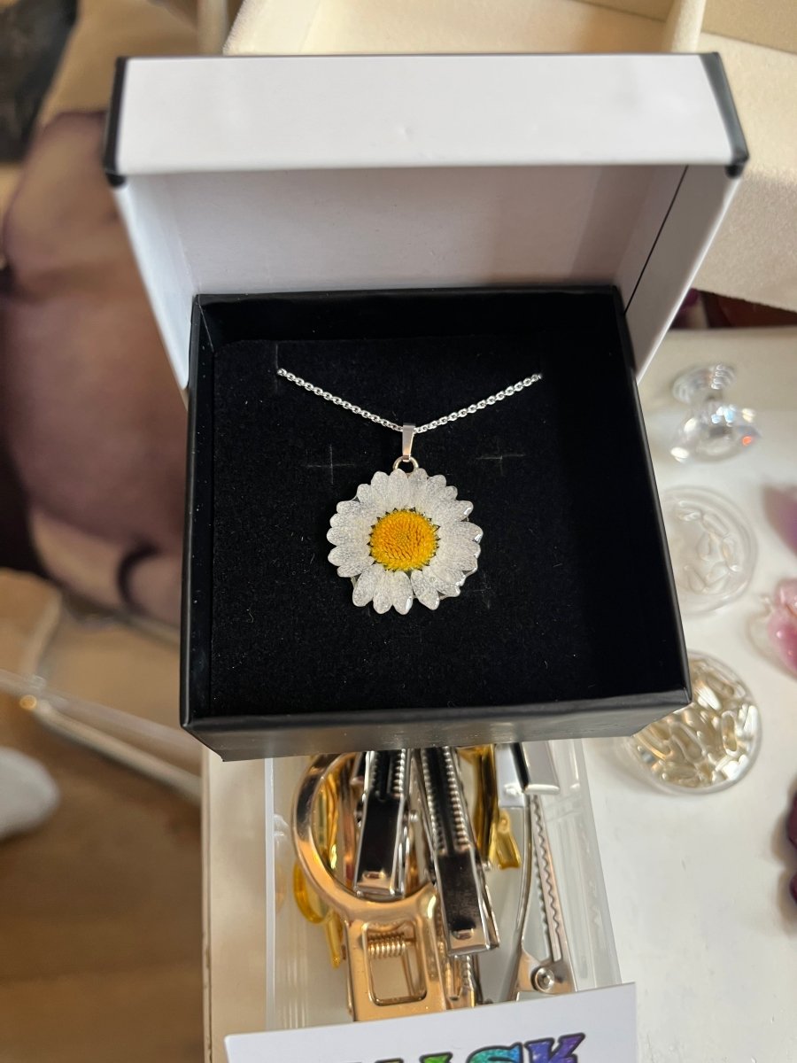 MARGERITT blomstersmykke, 925 sølvkjede - Smykke KNASK