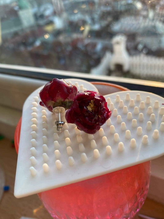 Nessa-rose øredobber, ørestift stål, ekte røde roser - KNASK