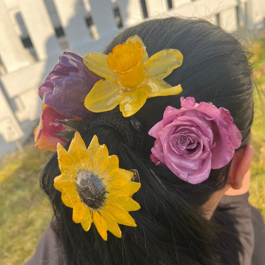 PÅSKELILJE hårnål av ekte tørket blomst - KNASK