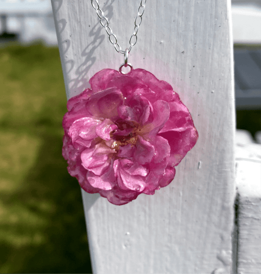 ROSA BUSKROSE blomstersmykke, sølvkjede - KNASK