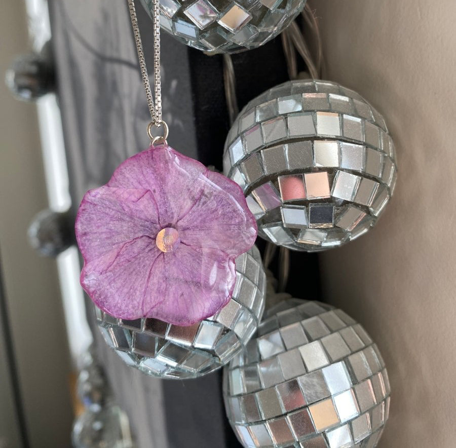 Rosa høstfloks-smykke, ekte presset blomst, 925 sølvkjede - KNASK