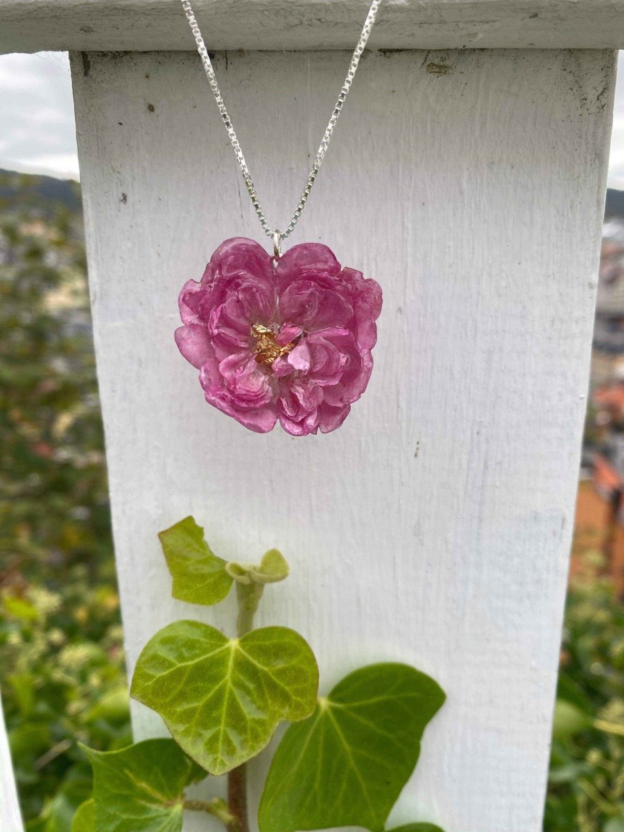 Rosa rose-smykke, 3D sølv - KNASK