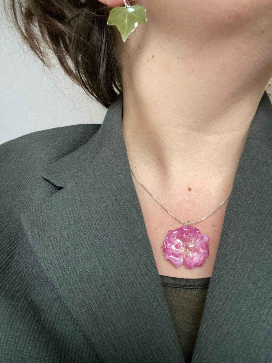 Rosa rose-smykke, 3D sølv - KNASK
