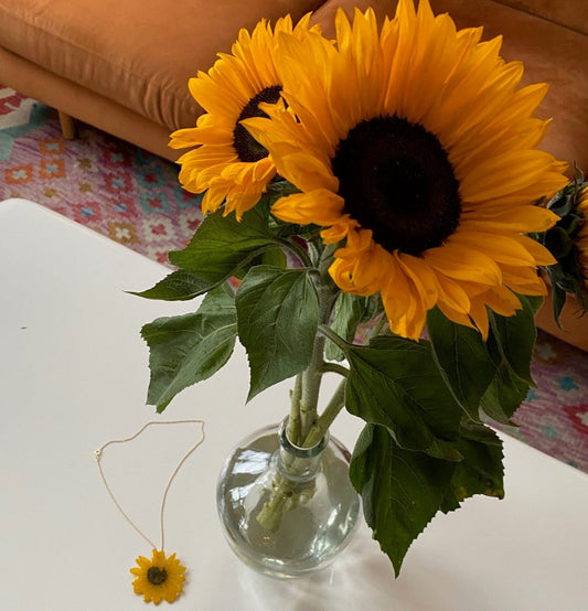 SOLSIKKE blomstersmykke av ekte tørket blomst, 925 sølvkjede - Smykke KNASK