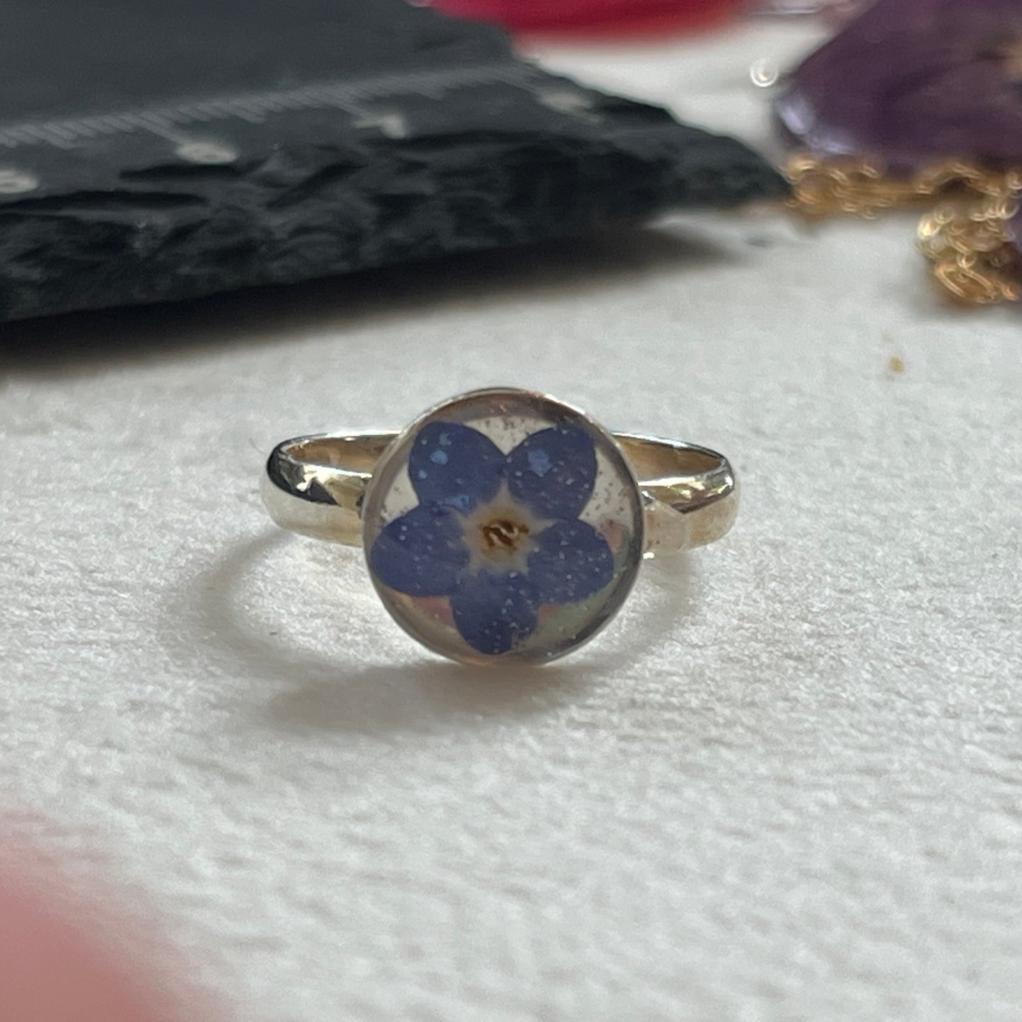 FORGLEMMEGEI ring - ekte tørket blomst