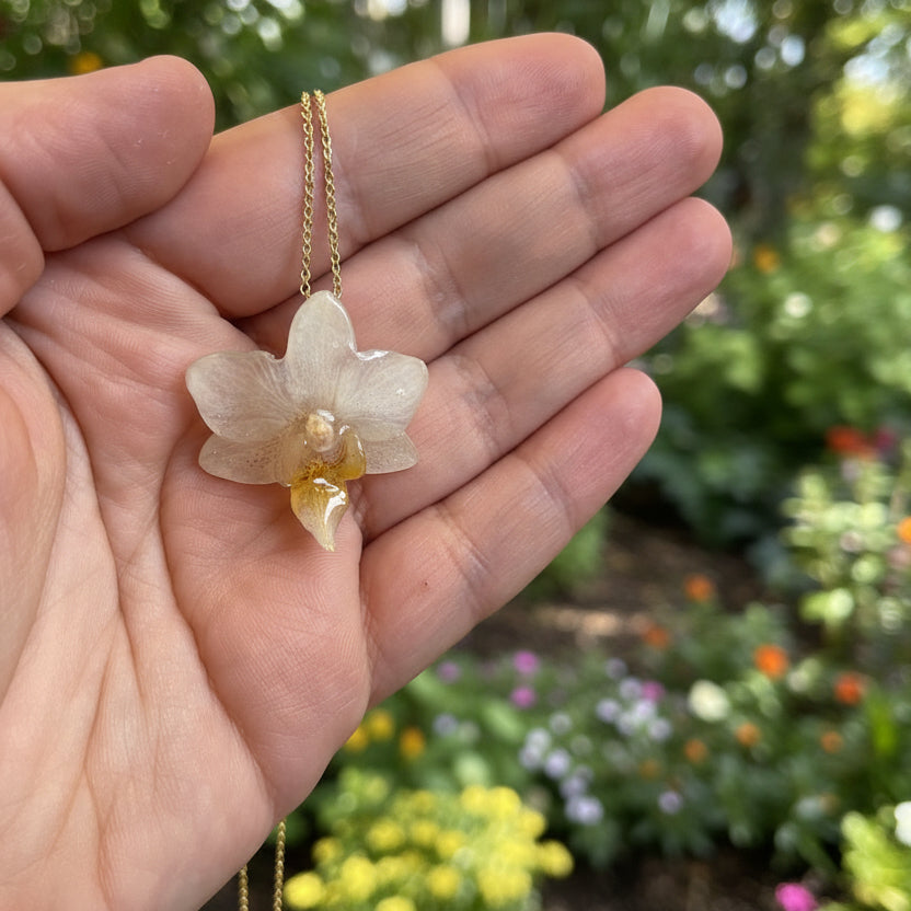 MINIATYR ORKIDÉ smykke - ekte tørket blomst