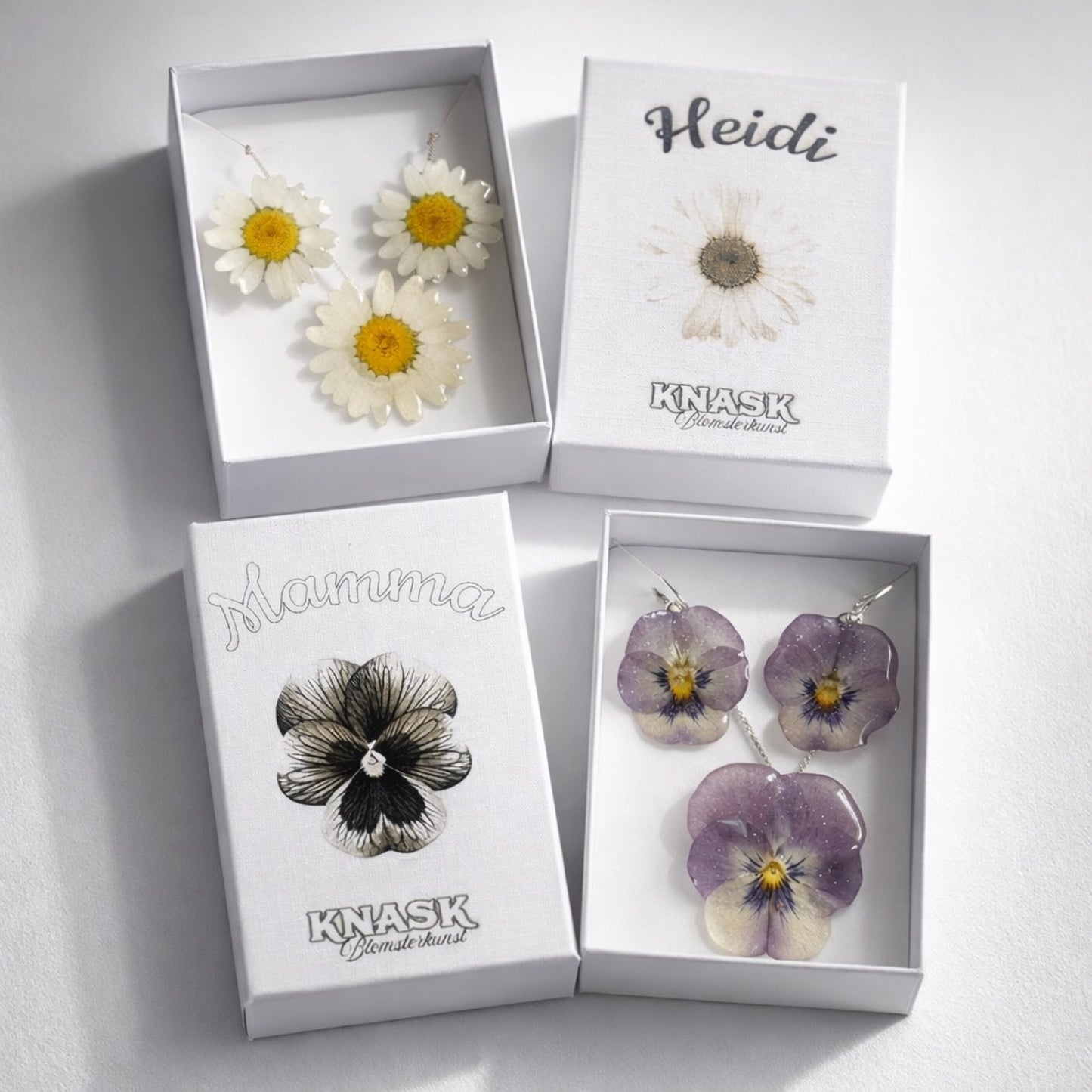 PERSONLIG gaveeske med custom navn og blomst