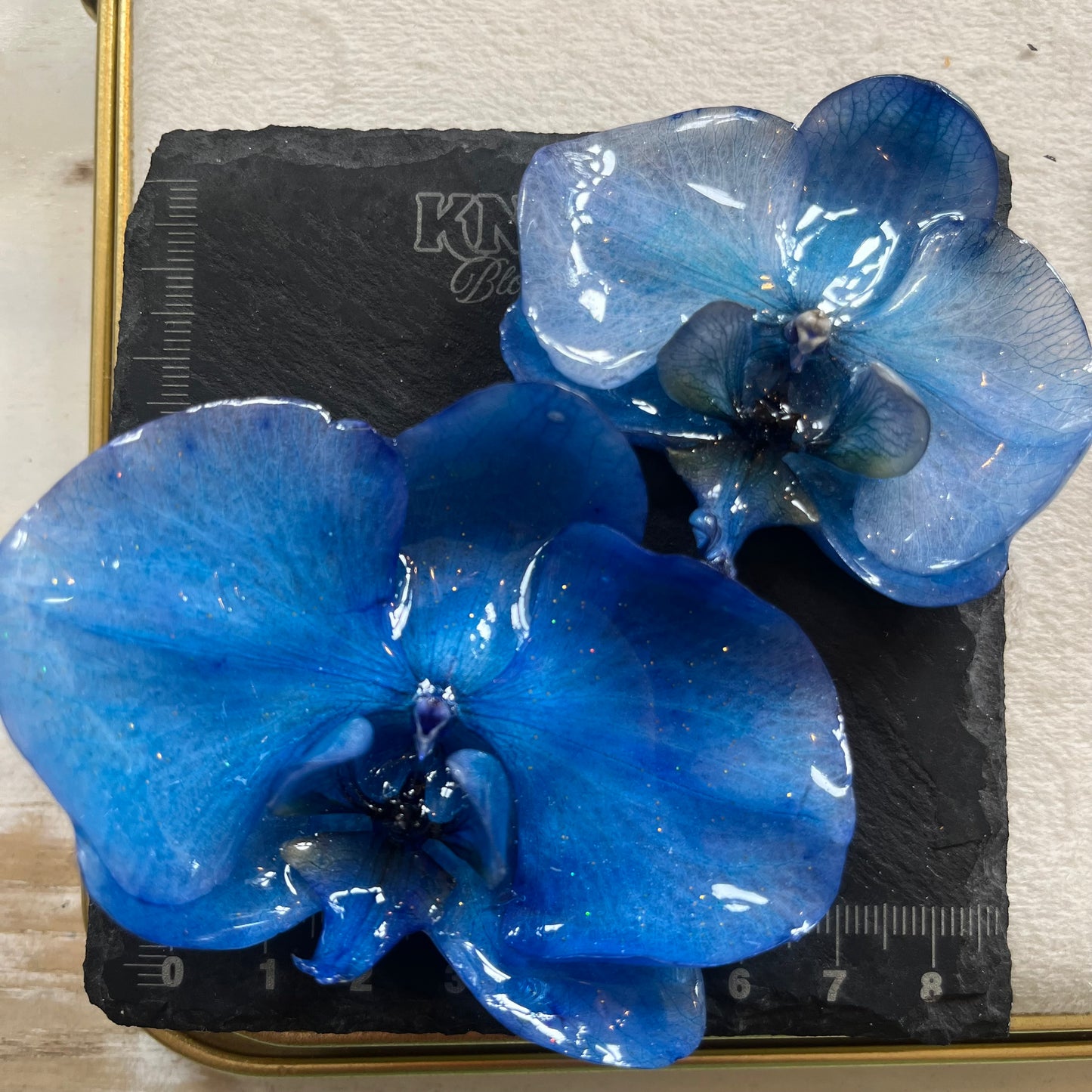 BLÅ ORKIDÉ smykke - ekte tørket blomst