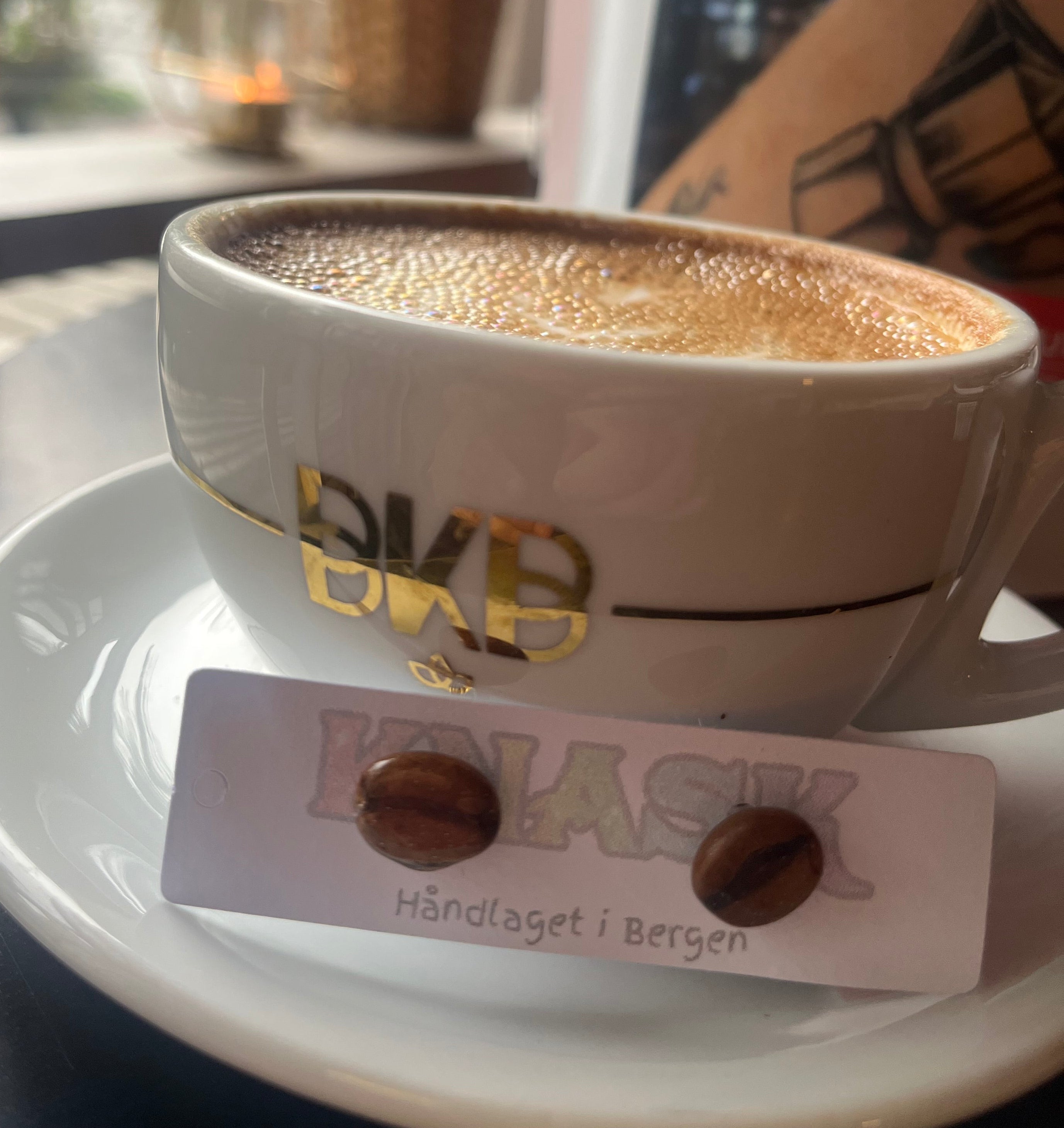 BKB kaffe øredobber, ekte kaffebønner, ørestift med lås
