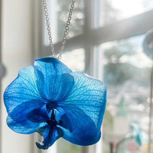 BLÅ ORKIDÉ blomstersmykke, ekte 3D - tørkrt blomst, 925 sølvkjede - Smykke KNASK