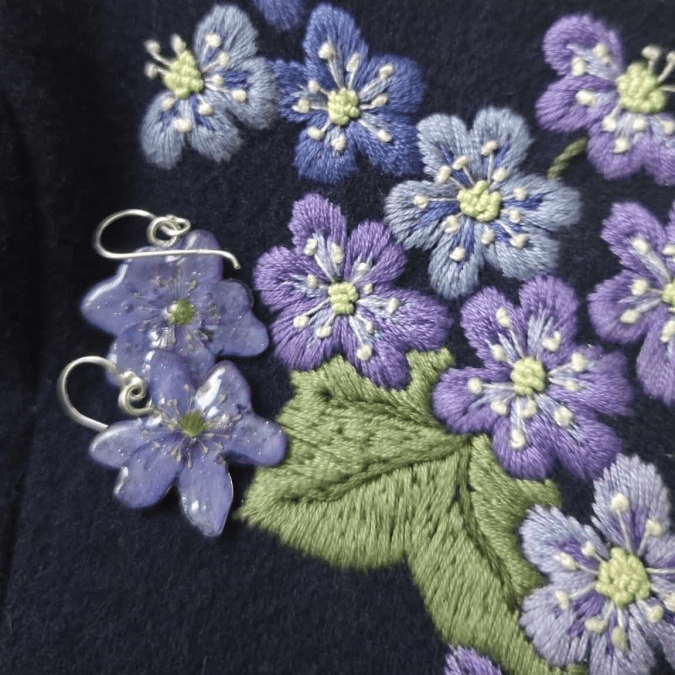 BLÅVEIS øredobber - ekte tørkede blomster - Øredobber KNASK