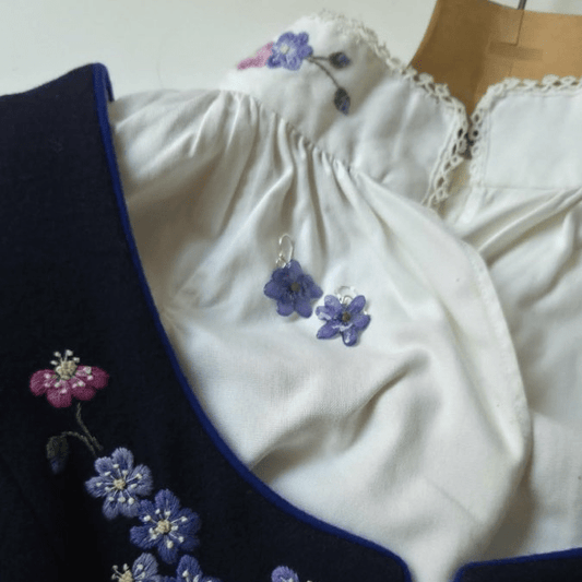 BLÅVEIS øredobber - ekte tørkede blomster - Øredobber KNASK