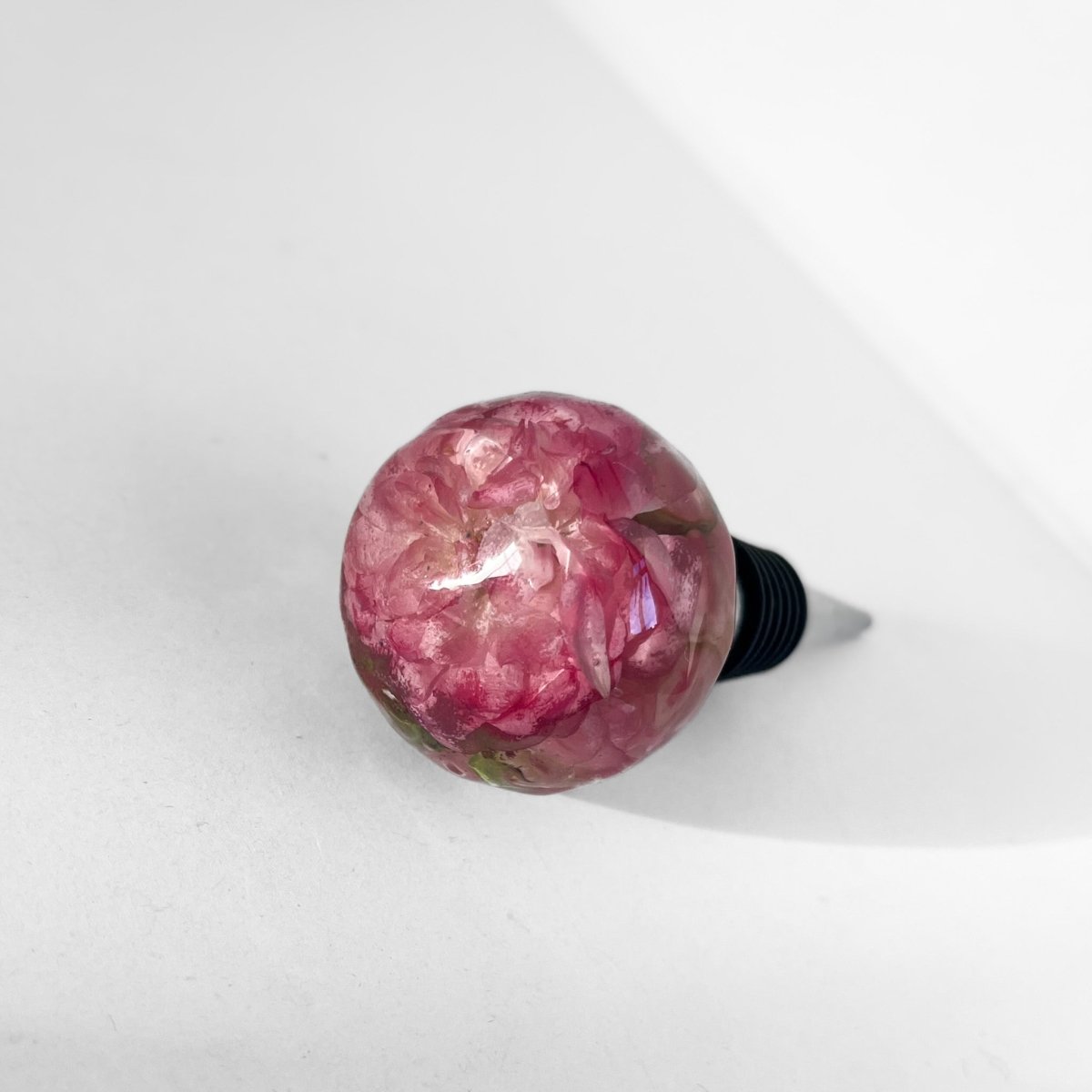 BLOMSTERKUNST VINSTOPPER, ekte svevende blomster - Interiør KNASK