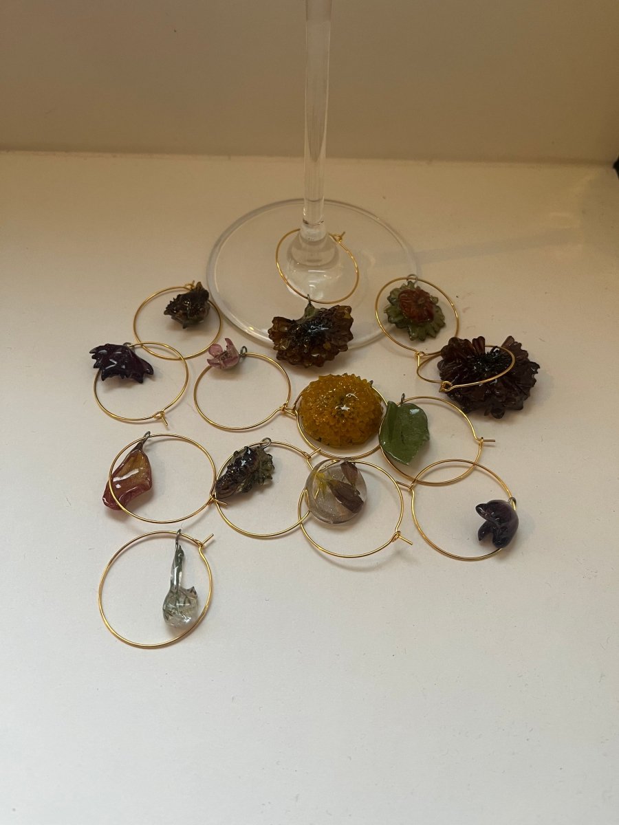 CHARMS til vinglass 🥂 eller strikketøy 🧶 Ekte tørkede blomster - Interiør KNASK