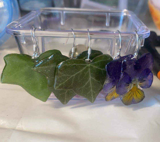 SINGLE LØV øredobber 🍃🍂🍁 design dine egne par — og spar! - KNASK