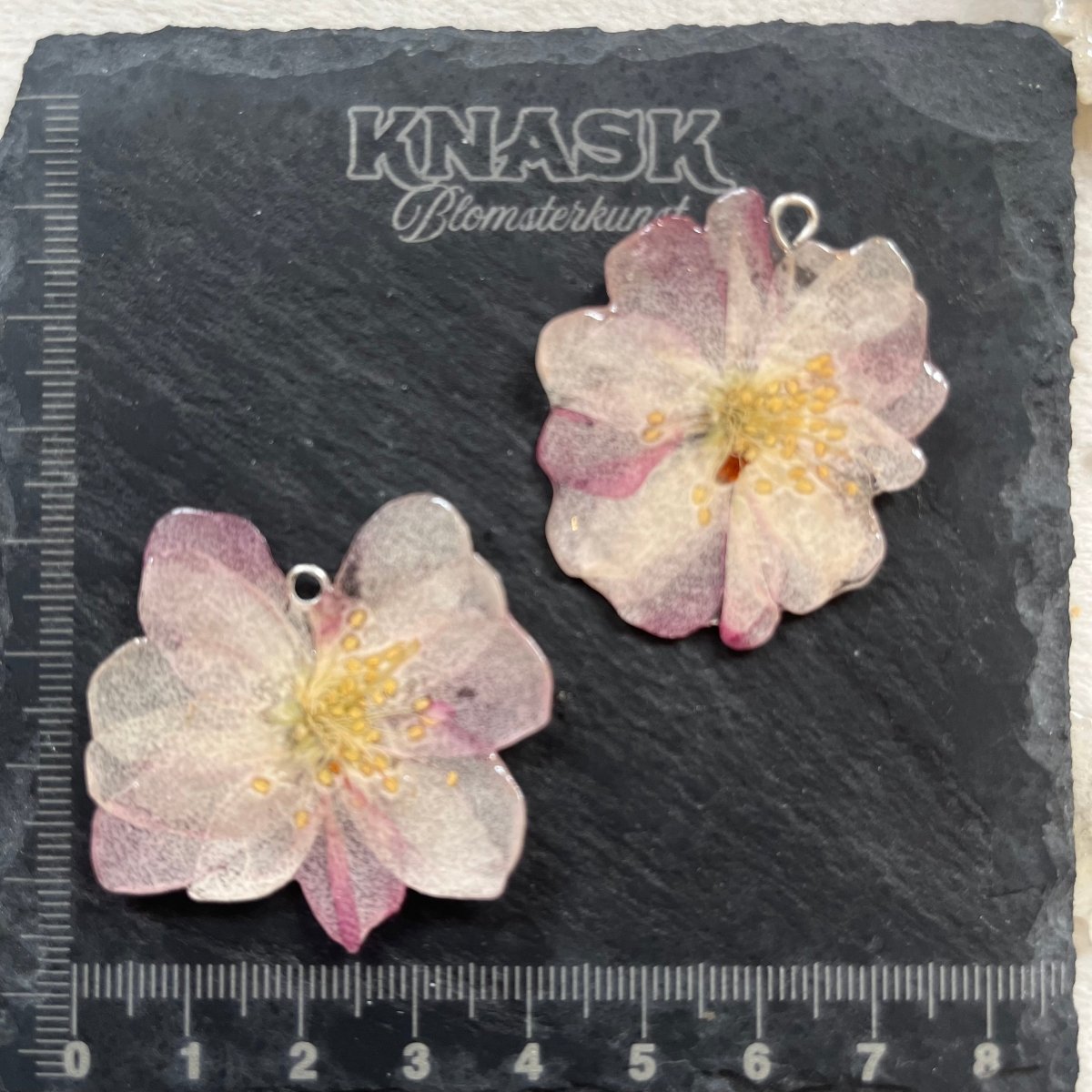EPLEBLOMST smykke - ekte tørket blomst - Smykke KNASK