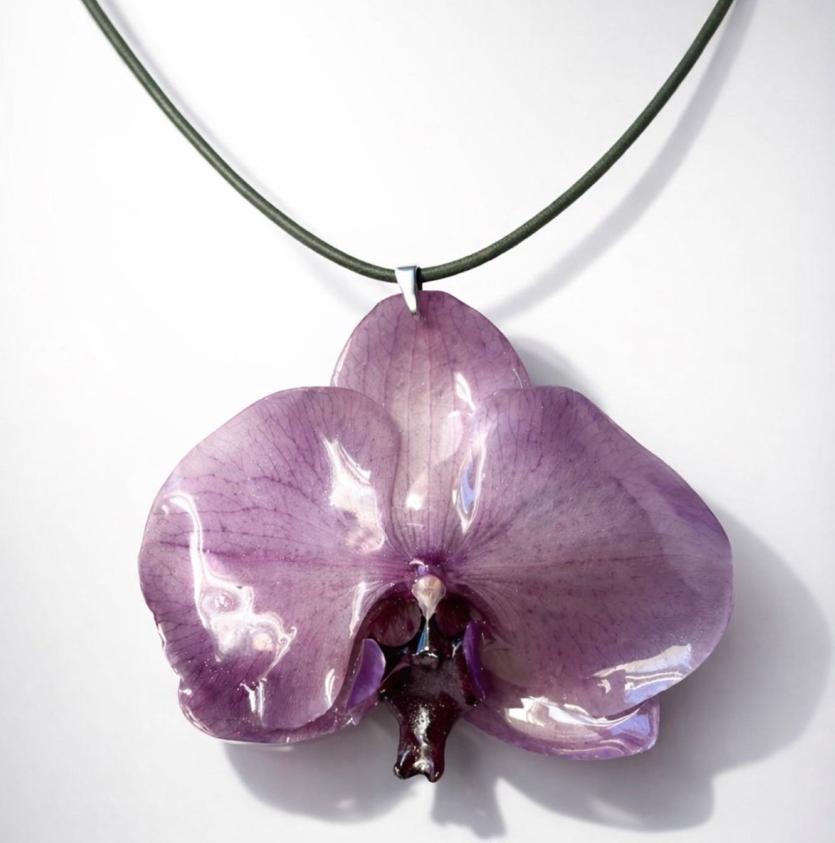 EROTISK ORKIDÉ - ekte tørket blomst, sølv - Smykke KNASK