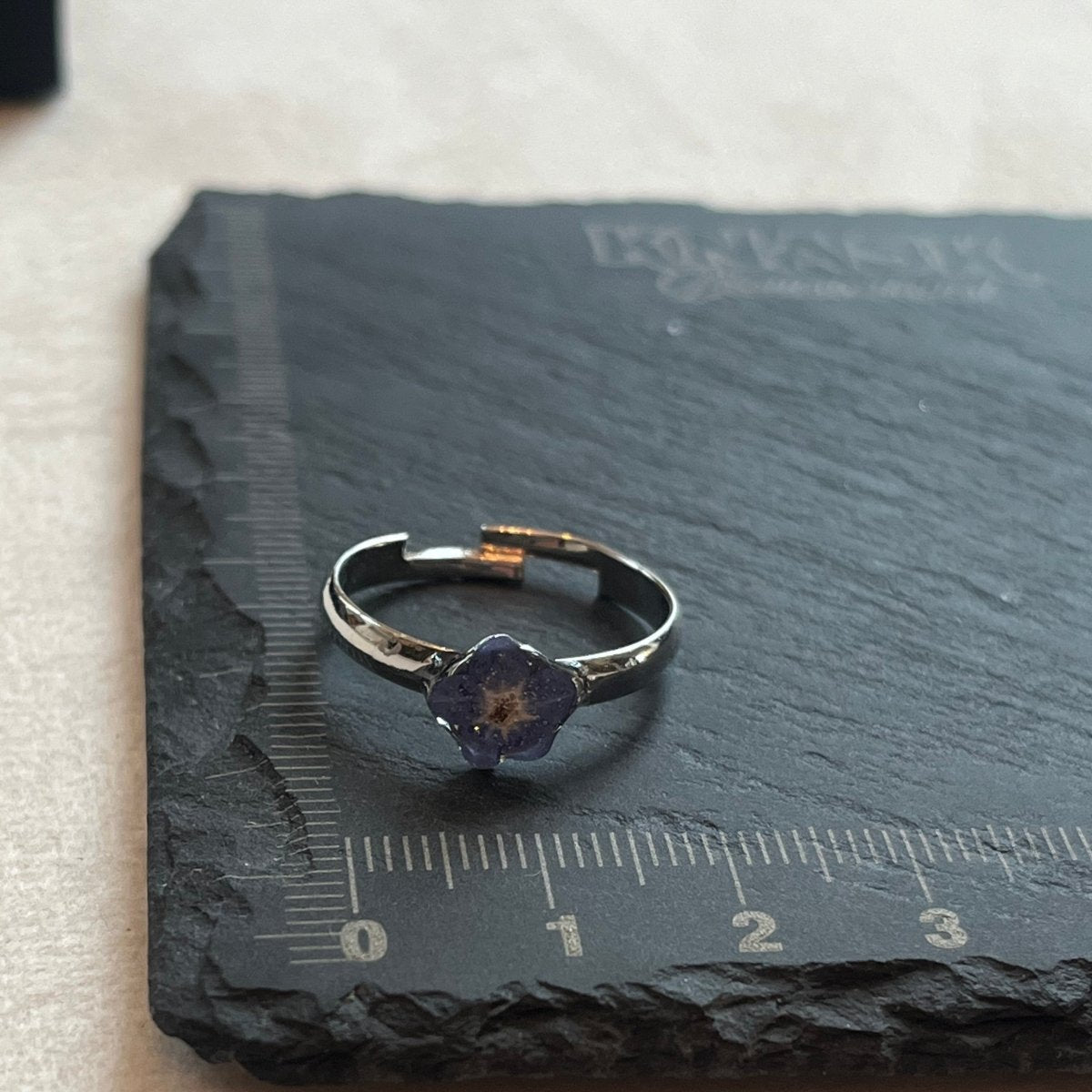FORGLEMMEGEI ring - ekte tørket blomst - Ringer KNASK