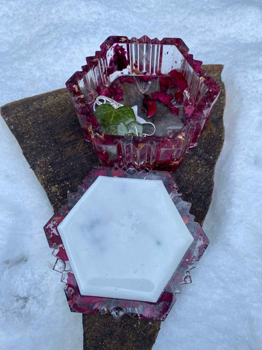 Frost smykkeskrin, røde roseblader i epoxy resin kunstharpiks - KNASK