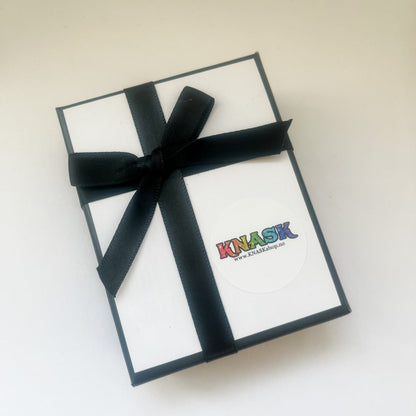 GAVEESKE 🎁 papp med sløyfe - Materialer KNASK