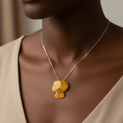 GUL FIOL blomstersmykke, sølvkjede, ekte 3D - tørket stemorsblomst - Smykke KNASK