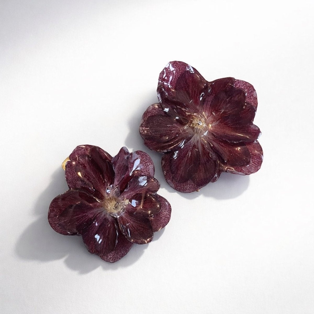 HELLEBORUS hårspenne - ekte tørket blomst, krokodilleklemme - Hårpynt KNASK