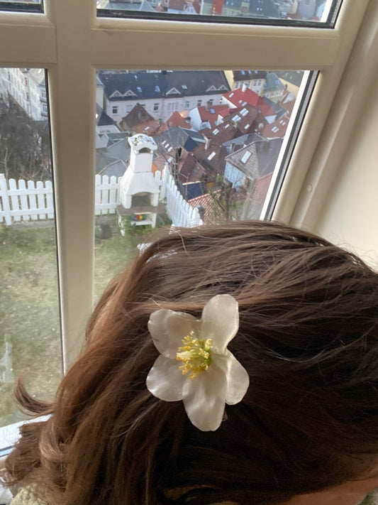 Helleborus hårspenne, sølvfarget krokodilleklype - Hårpynt KNASK