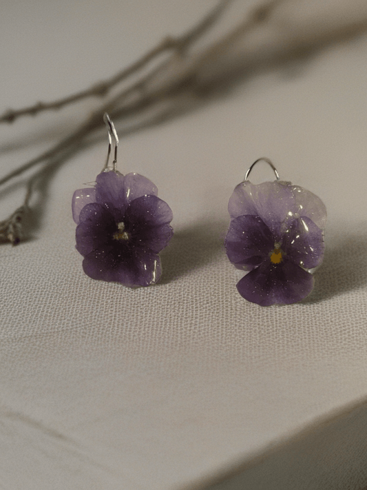 Indigo fioler øredobber, ekte stemorsblomst, 925 sølv ørekroker - Øredobber KNASK