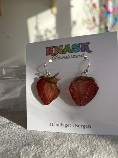 JORDBÆR øredobber - ekte tørkede bær, sølv - Øredobber KNASK