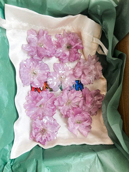 KIRSEBÆRBLOMST skulpturer, 3D - tørket blomst (kundedesign) - Interiør KNASK