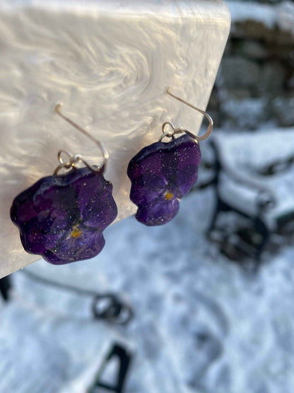 Lilla fiol-øredobber, presset stemorsblomst, 925 sølv ørekroker - KNASK