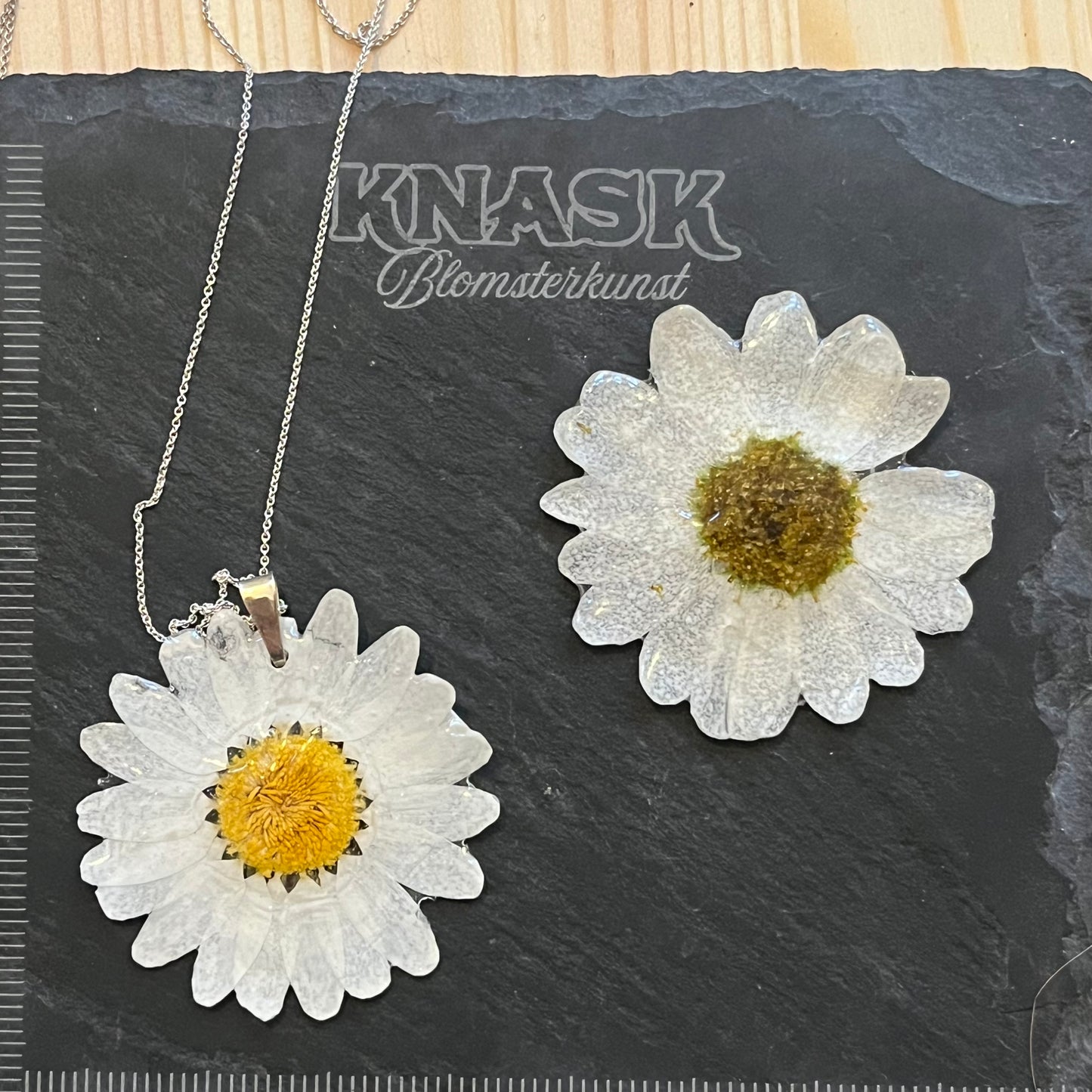 MARGERITT smykke - ekte tørket blomst - Smykke KNASK