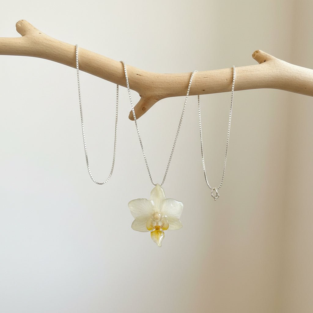 MINIATYR ORKIDÉ smykke - ekte tørket blomst - Smykke KNASK