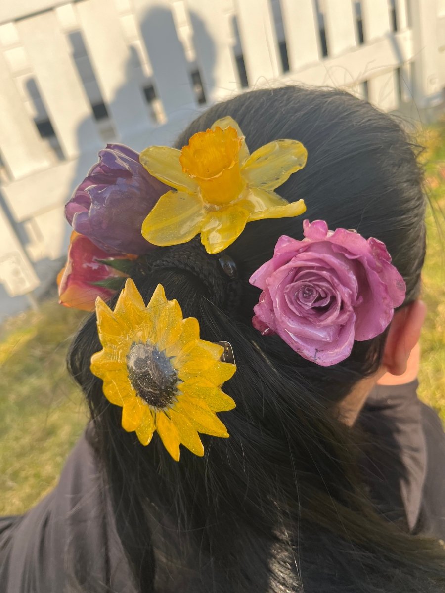 PÅSKELILJE hårnål av ekte tørket blomst - Hårpynt KNASK